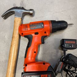 BLACK+DECKER 20V  Drill/Driver 