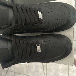 Black Air Force 1”s Size 10