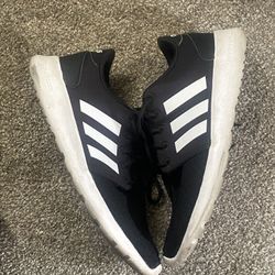 size 7 women’s adidas shoe’s sold as is no box $ 30