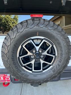 Jeep Rubicon rims and tires