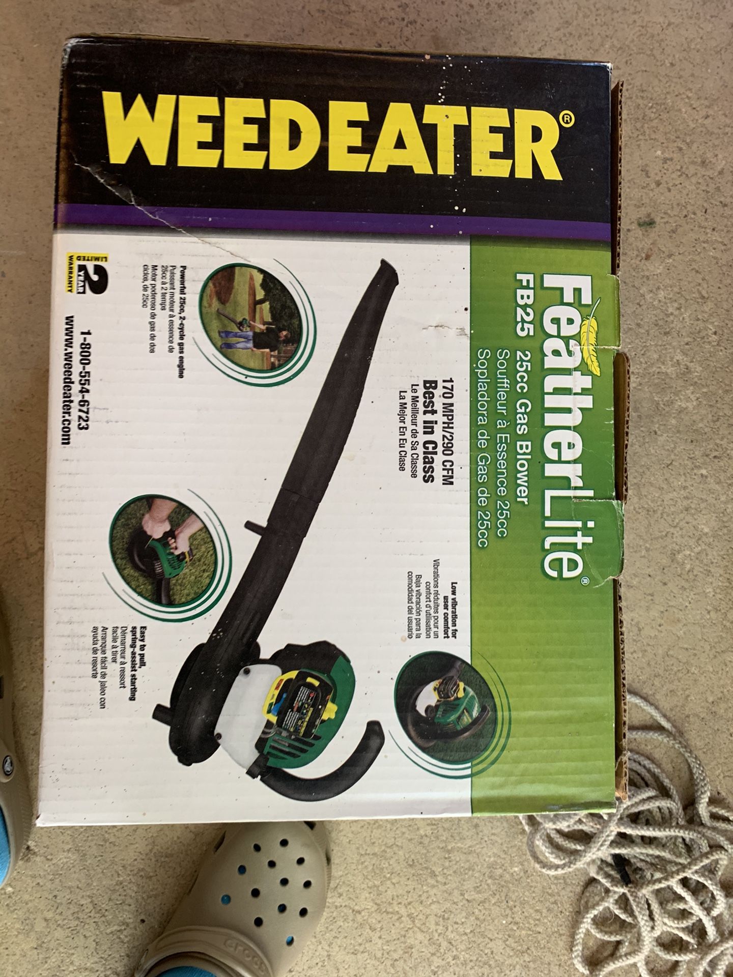 Weedeater gas blower 25CC brand new still in the box