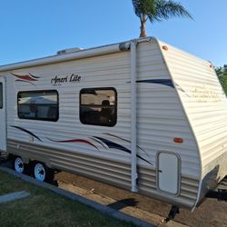 2014 Travel Trailer Golf stream ultralight