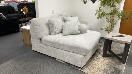 New sectional soft grey 2pc