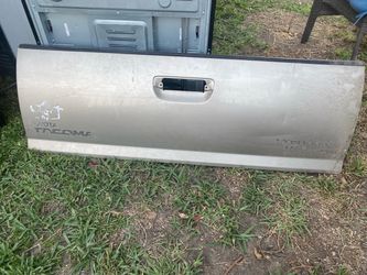 Toyota tacoma 2006-2011 compuerta trasera