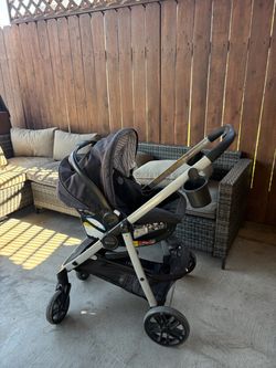 Graco Car Seat + base and Stroller