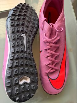 Nike Vapor 16 Pro soccer turf