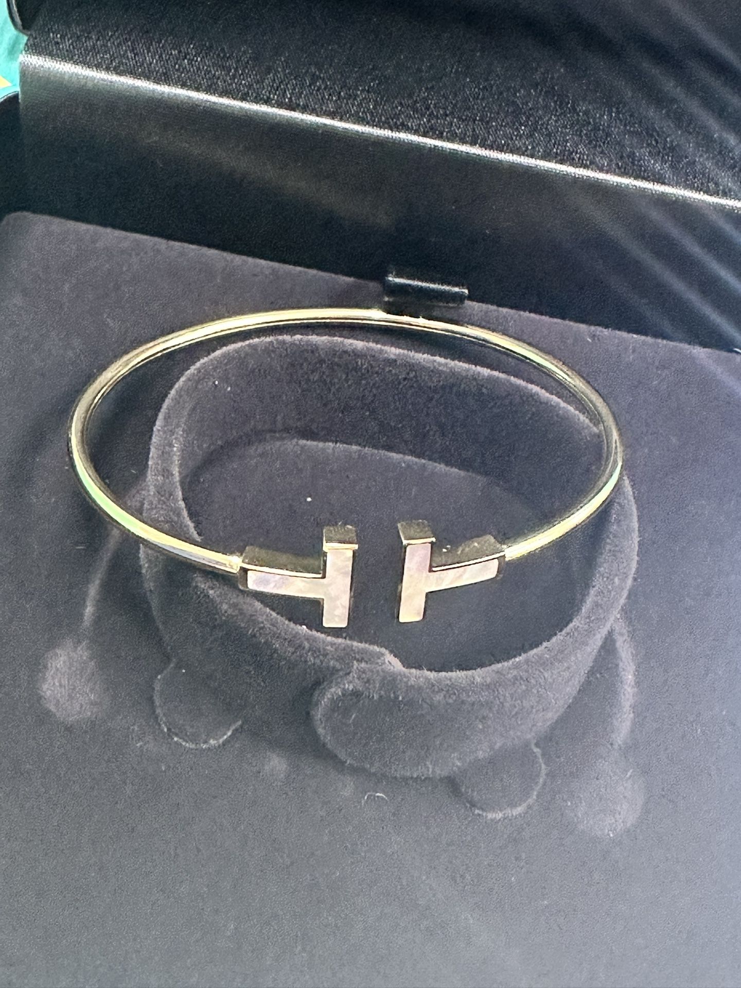 Tiffany Bracelet Yellow Gold with Mother-of-pearl