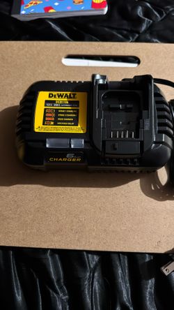 Dewalt 6amp Charger Brand New 
