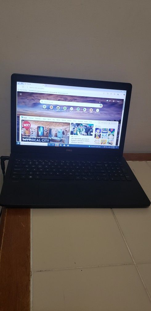 Dell Latitude 3580 Intel i5 2.70 GHz 256 SSD 8Gig Ram Webcam
