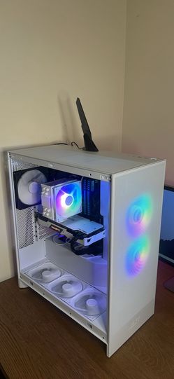 Custom-Built NZXT (White) Gaming PC 👾