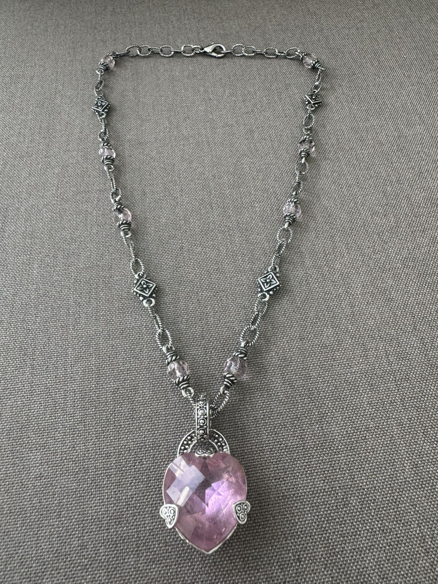 Vintage silver pink heart pendant beaded necklace 16.5”  In great condition