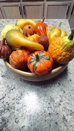 Decorative Faux Gourds and Pumpkins