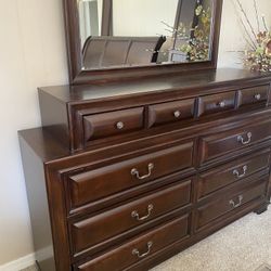 Beautiful Large Dresser And Mirror 
