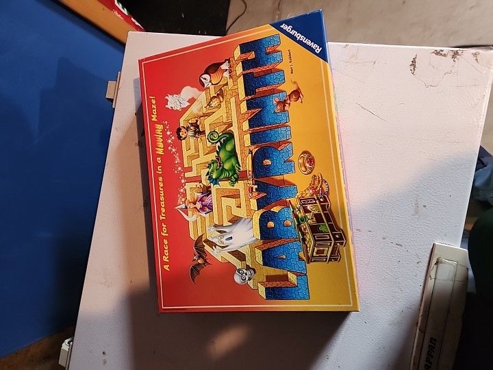 LABYRINTH BOARD GAME
