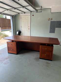 Free Executive Desk - Great condition large