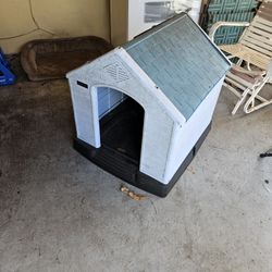  Large Dog house