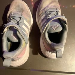 Girls Adidas Sneakers 