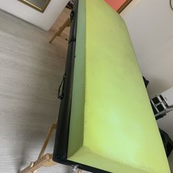 Massage Table With Foam Sheet