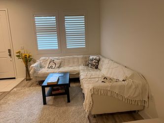 Sectional couch - like brand new. Leather