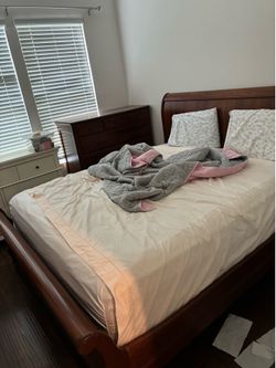 Ethan Allen sleigh bed with mattress