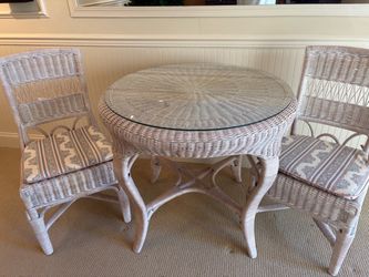 Wicker table and 2 chairs