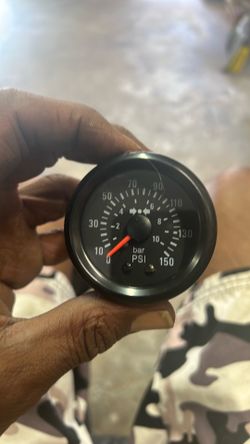 Oil pressure gauge new in box