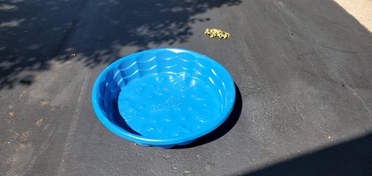 3' Plastic Pool