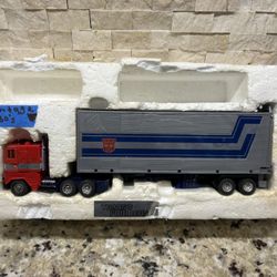 Optimus Prime 1984 Vintage G1 Original Transformer Truck Trailer