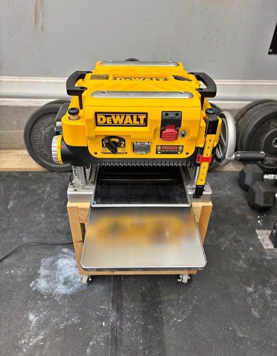 Dewalt DW735 13 Thickness Planer
