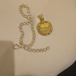 Gold And Diamond Chain And Pendant