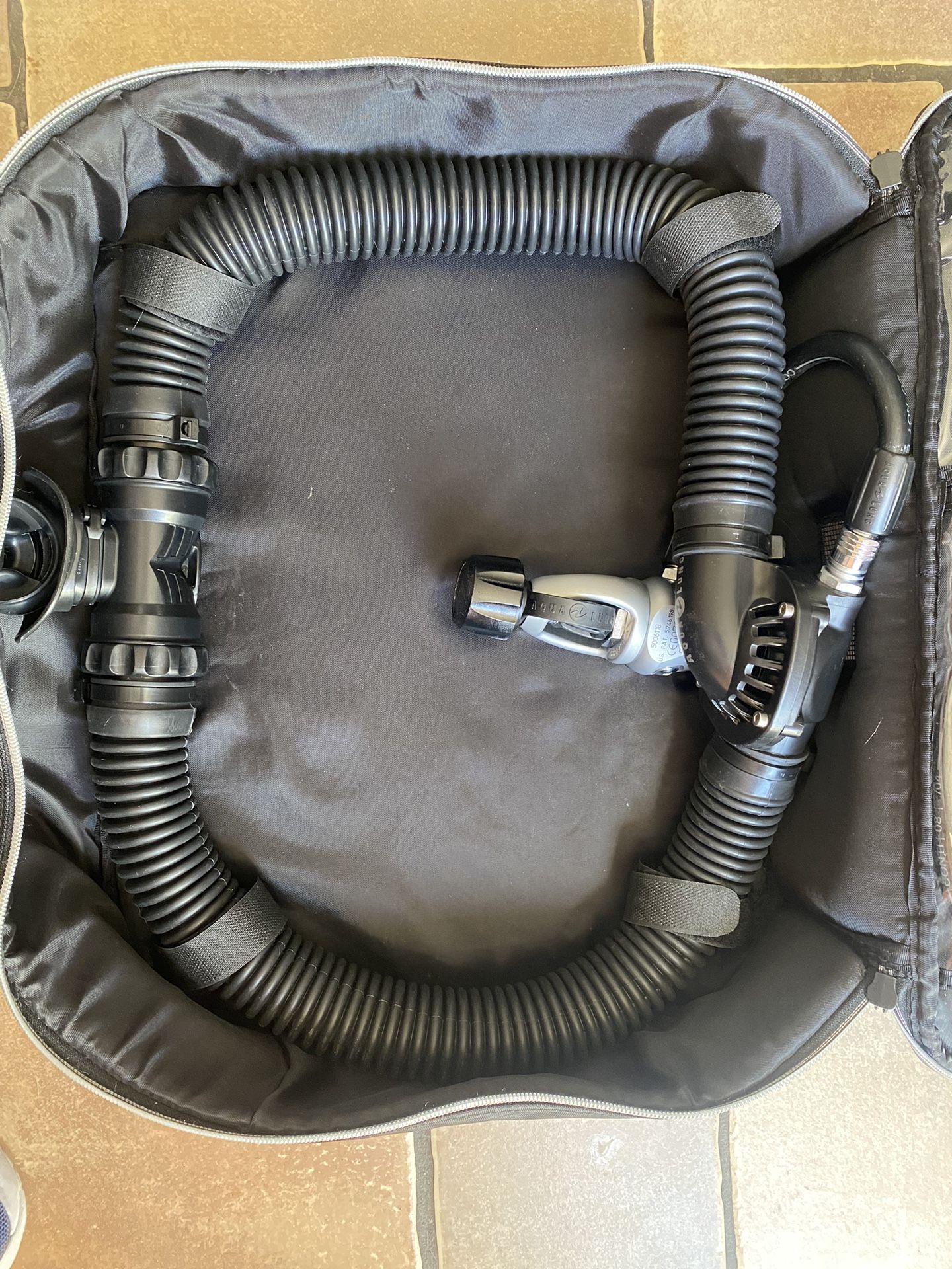 Aqua Lung Mistral 2 Double Hose Regulator