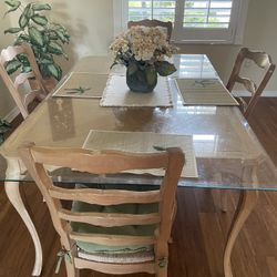 Table & ChairsContemporary