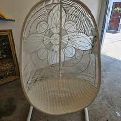White Wicker Hanging Chair 