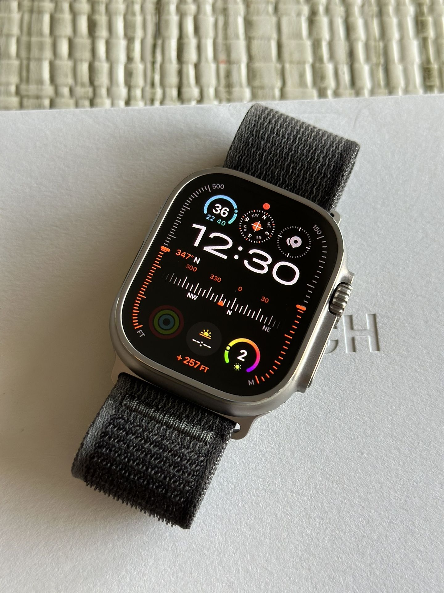 LIKE NEW 🍏Apple Watch Ultra (WARRANTY Expires June 13, 2024) UNLOCKED