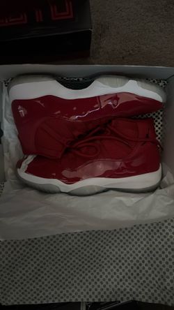 Air Jordan retro 11 “gym red/black-white”