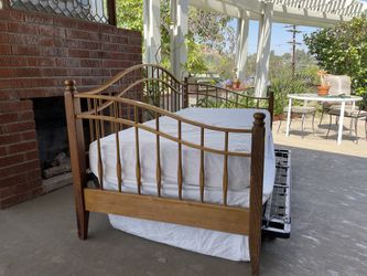 Ethan allen outlet daybed with trundle