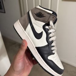 Jordan 1 High