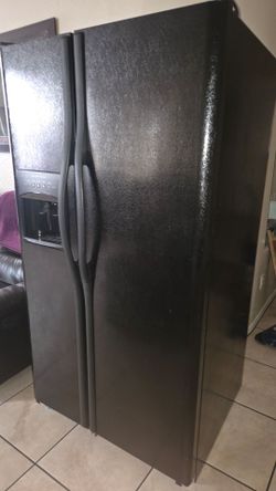 Frigidaire  refrigerator