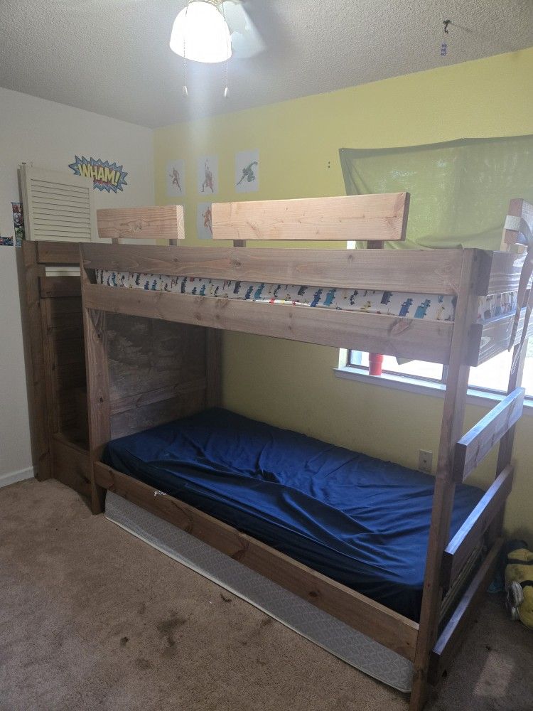 Wooden Twin Size Bunk Bed