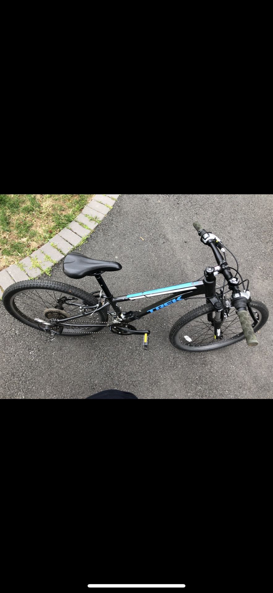 Trek Superfly, Black color, Size 24 Junior