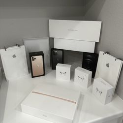 Apple boxes - BOXES OLNY