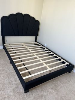 Queen Platform Bed