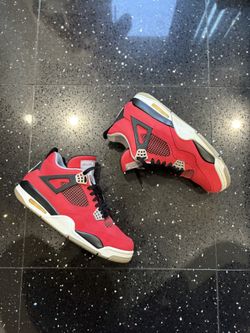 Jordan 4 Toro Bravo Sz 10.5 