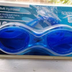 NewSpeedo goggles