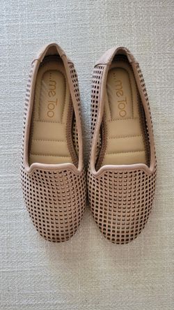 Me Too Flats Women Shoes Size 4.5 M