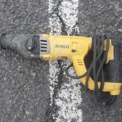 DEWALT HAMMER DRILL 