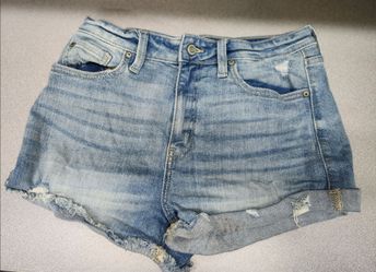Women's Eunina Rolled Shorts Size Small in fair condition