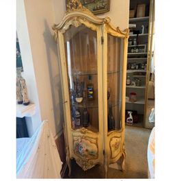 Italian Antique Furniture