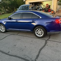 2013 Ford Taurus