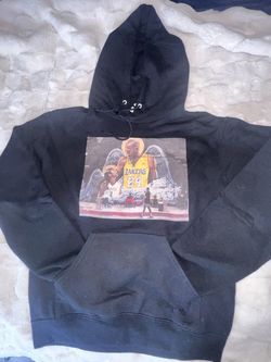 Men’s Black Graphic Hoodie | S |